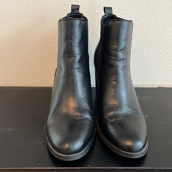 Steve Madden Chelsea ankle boots - Picture 2 of 7